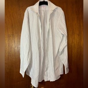 🐠 BROOKS BROTHERS button down shirt size 17